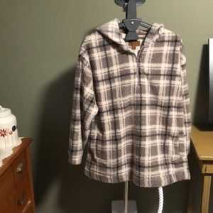 Hooded top. Very soft and warm